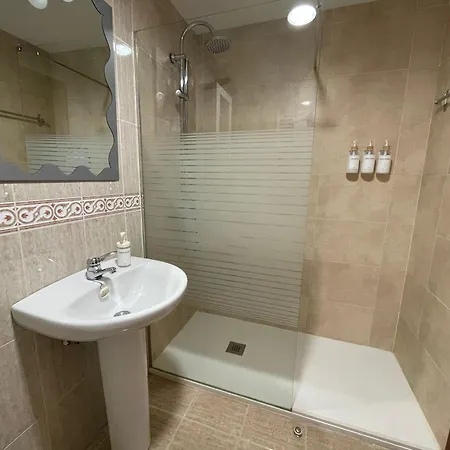 La Piragua * ريباذيسييّا