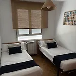 La Piragua リバデセリャ