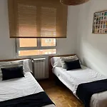 La Piragua アパート リバデセリャ